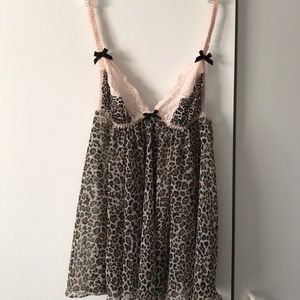 NWOT Victoria secret babydoll lingerie top